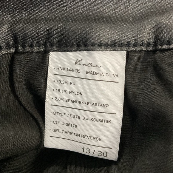 KanCan Black High Rise Button Fly Coated Pants. Ew with tags size 13/30 - Picture 9 of 10